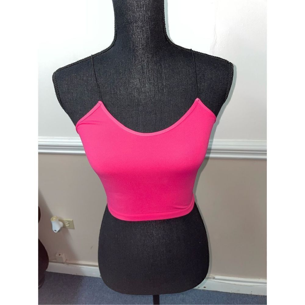 Boutique 23 Seamless Cami Crop in Pink - Picture 1 of 3
